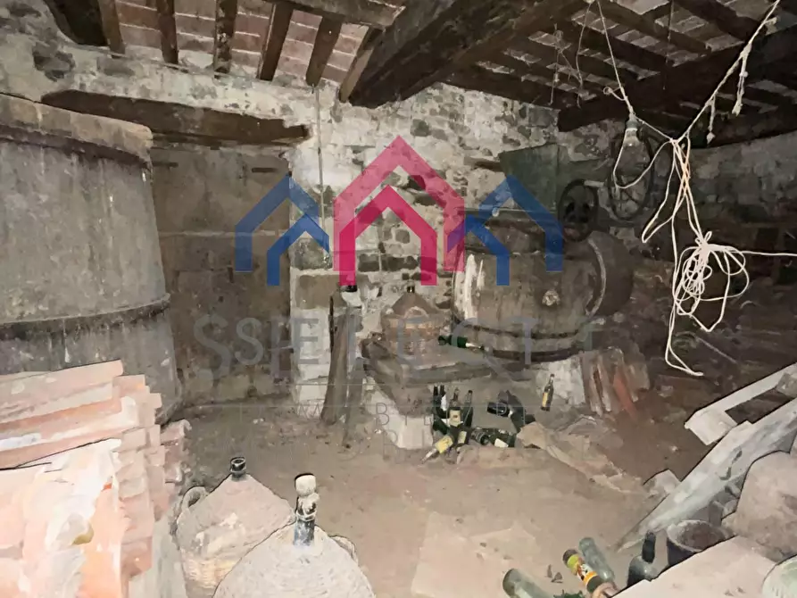 Immagine 59 di Casa semindipendente in vendita  a Borgo A Mozzano