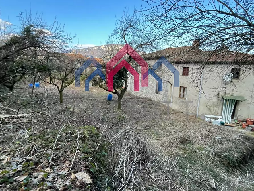 Immagine 17 di Casa semindipendente in vendita  a Borgo A Mozzano