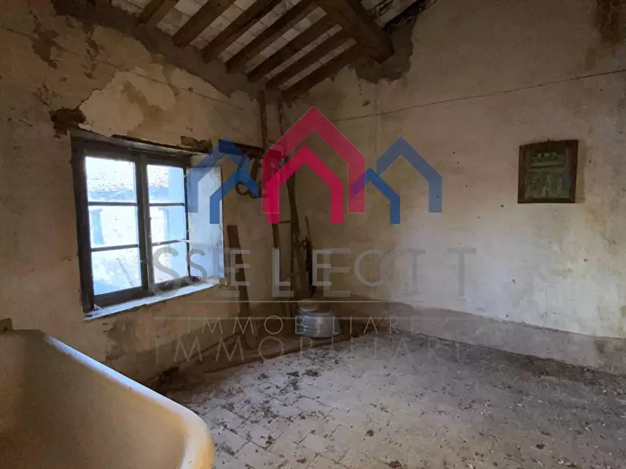 Immagine 45 di Casa semindipendente in vendita  a Borgo A Mozzano