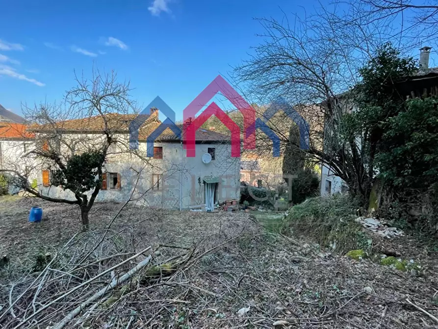 Immagine 68 di Casa semindipendente in vendita  a Borgo A Mozzano