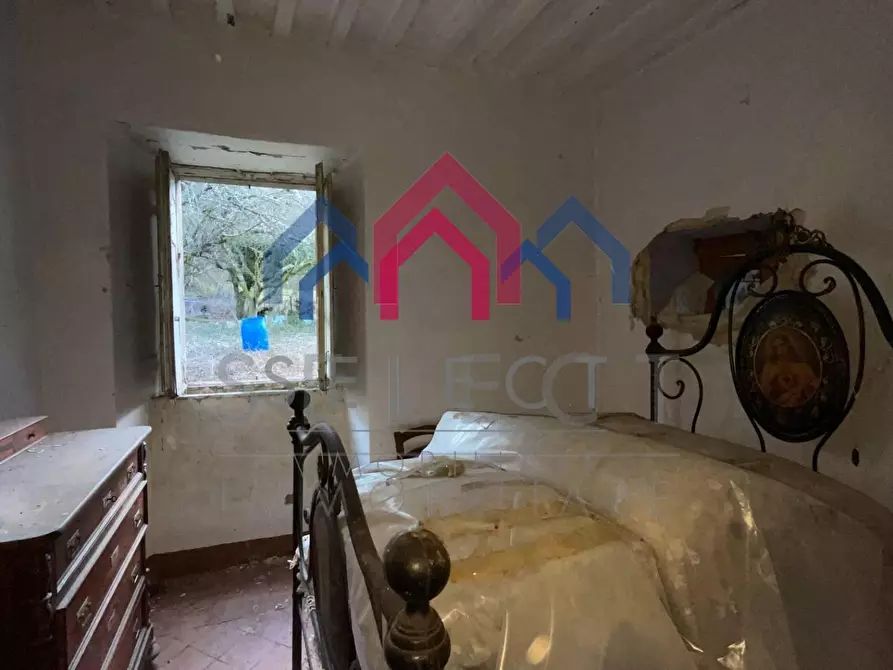 Immagine 34 di Casa semindipendente in vendita  a Borgo A Mozzano