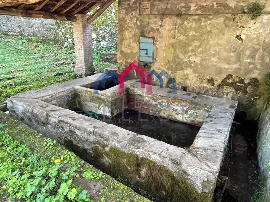 Immagine 76 di Casa semindipendente in vendita  a Borgo A Mozzano