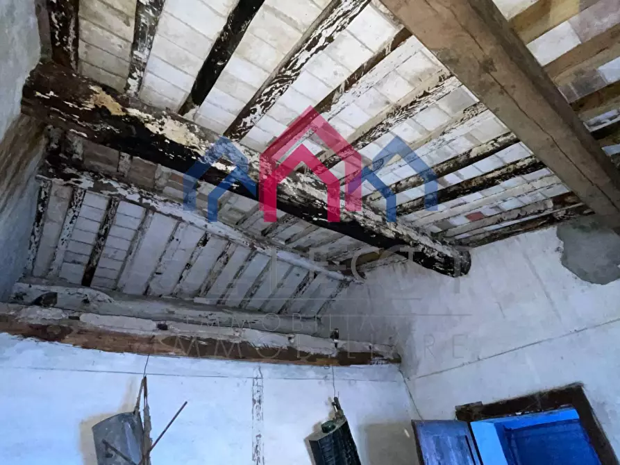 Immagine 49 di Casa semindipendente in vendita  a Borgo A Mozzano