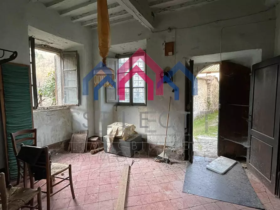 Immagine 32 di Casa semindipendente in vendita  a Borgo A Mozzano