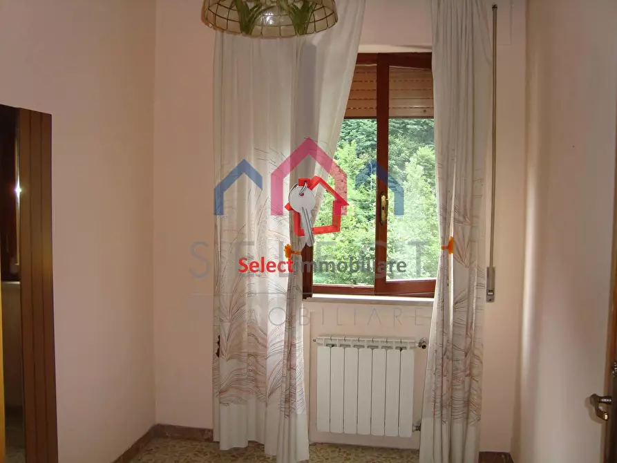 Immagine 15 di Casa semindipendente in vendita  a Bagni Di Lucca