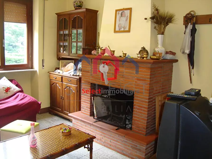 Immagine 26 di Casa semindipendente in vendita  a Bagni Di Lucca