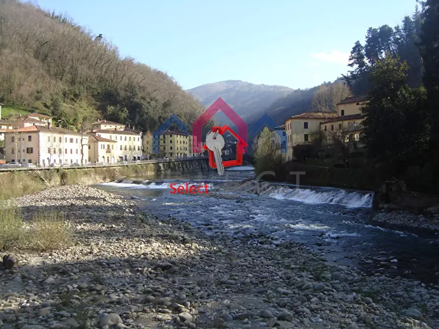 Immagine 37 di Casa semindipendente in vendita  a Bagni Di Lucca