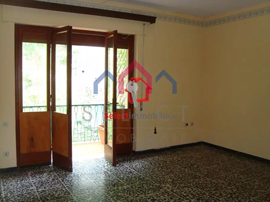 Immagine 16 di Casa semindipendente in vendita  a Bagni Di Lucca