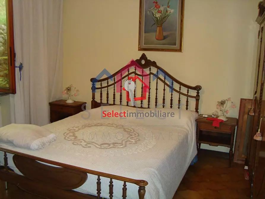Immagine 36 di Casa semindipendente in vendita  a Bagni Di Lucca