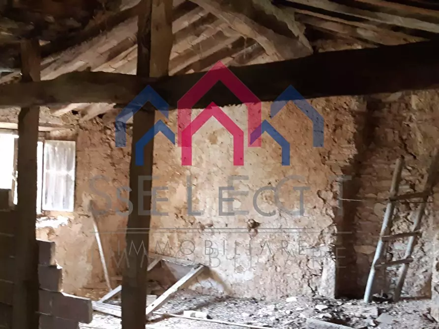 Immagine 43 di Rustico / casale in vendita  a Borgo A Mozzano