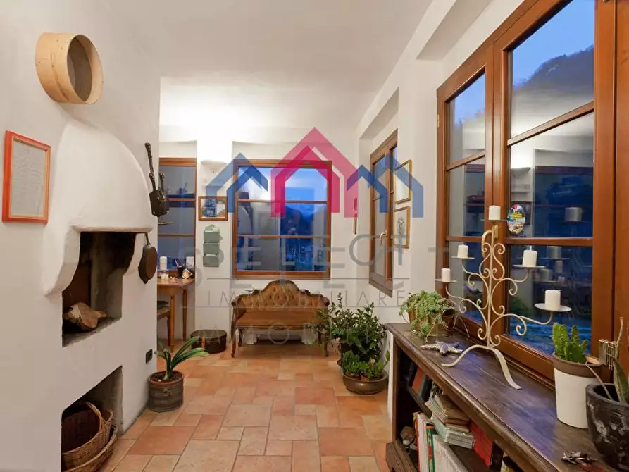 Immagine 3 di Agriturismo in vendita  a Fabbriche Di Vergemoli