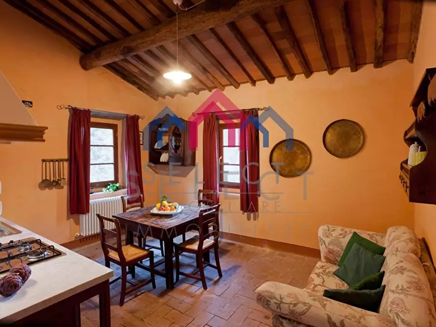 Immagine 26 di Agriturismo in vendita  a Fabbriche Di Vergemoli