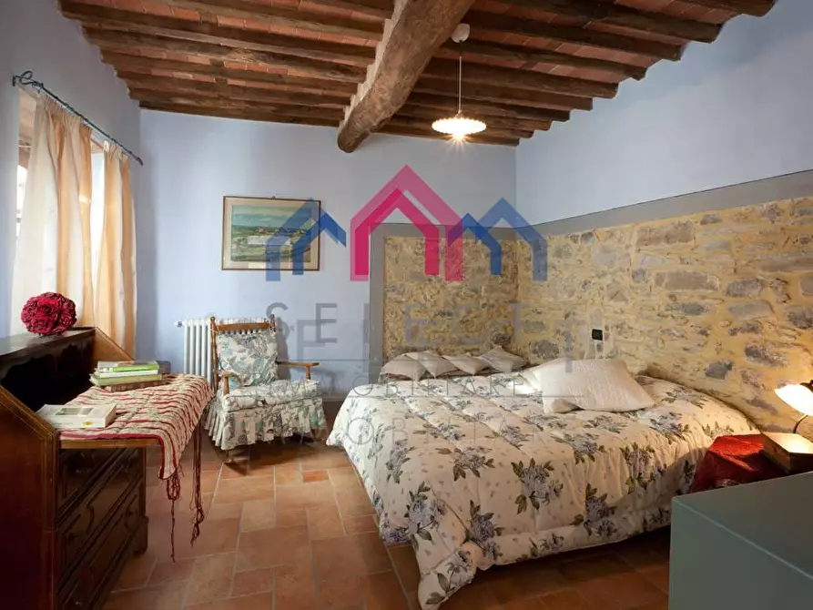 Immagine 5 di Agriturismo in vendita  a Fabbriche Di Vergemoli