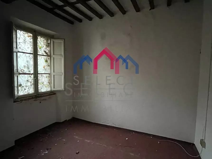 Immagine 25 di Appartamento in vendita  a Borgo A Mozzano