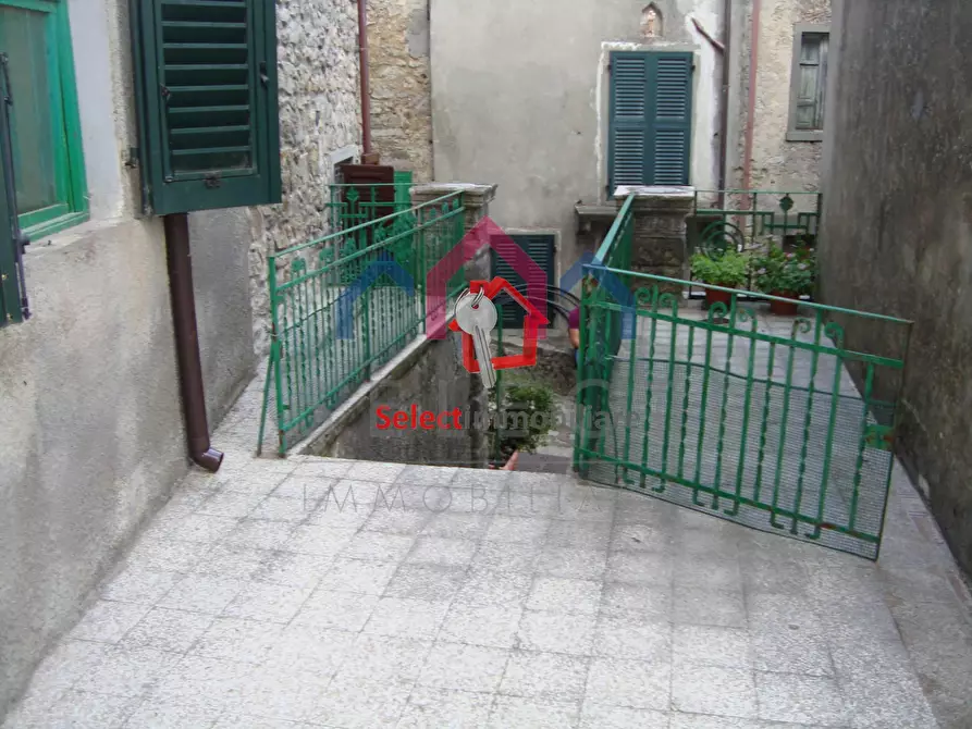 Immagine 44 di Casa semindipendente in vendita  a Bagni Di Lucca
