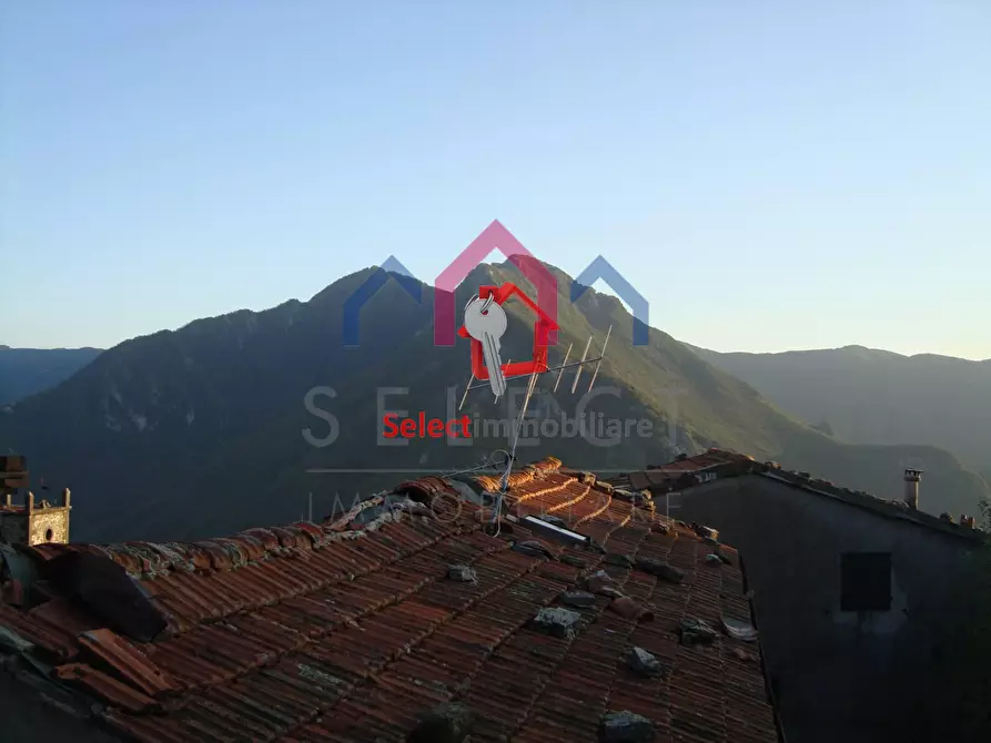 Immagine 49 di Casa semindipendente in vendita  a Bagni Di Lucca