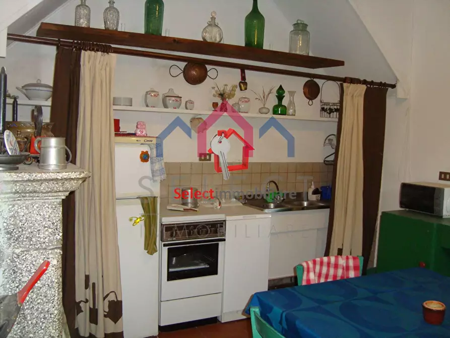 Immagine 5 di Casa semindipendente in vendita  a Bagni Di Lucca