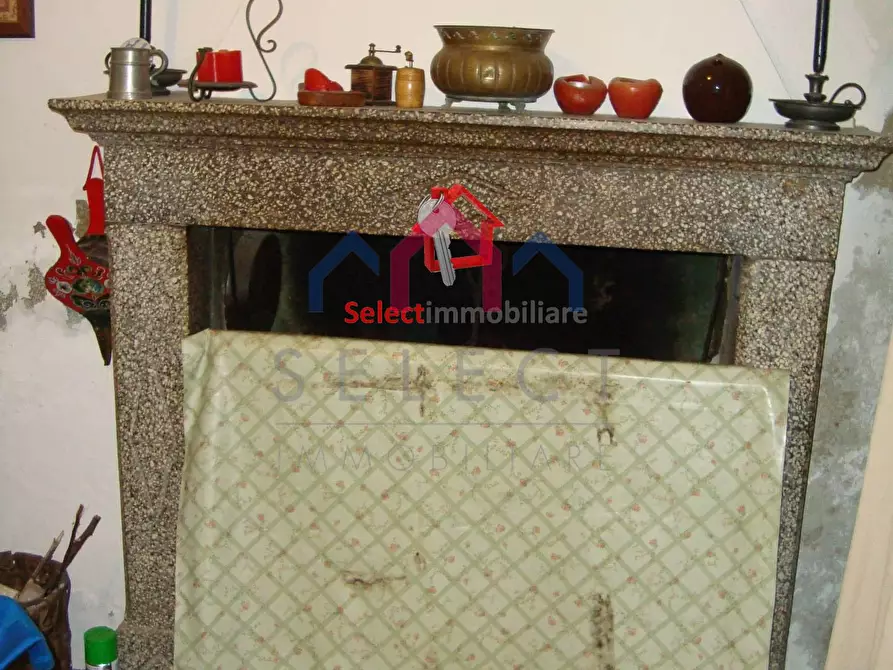 Immagine 8 di Casa semindipendente in vendita  a Bagni Di Lucca