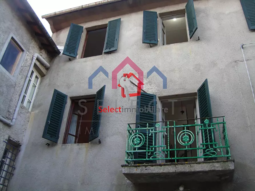 Immagine 45 di Casa semindipendente in vendita  a Bagni Di Lucca