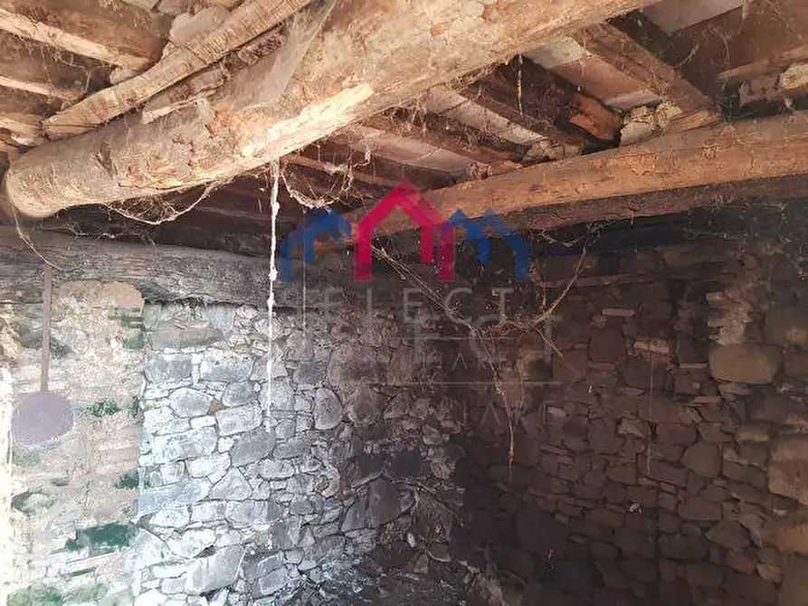 Immagine 13 di Rustico / casale in vendita  a Bagni Di Lucca