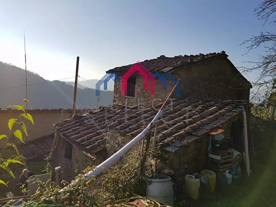 Immagine 6 di Rustico / casale in vendita  a Bagni Di Lucca