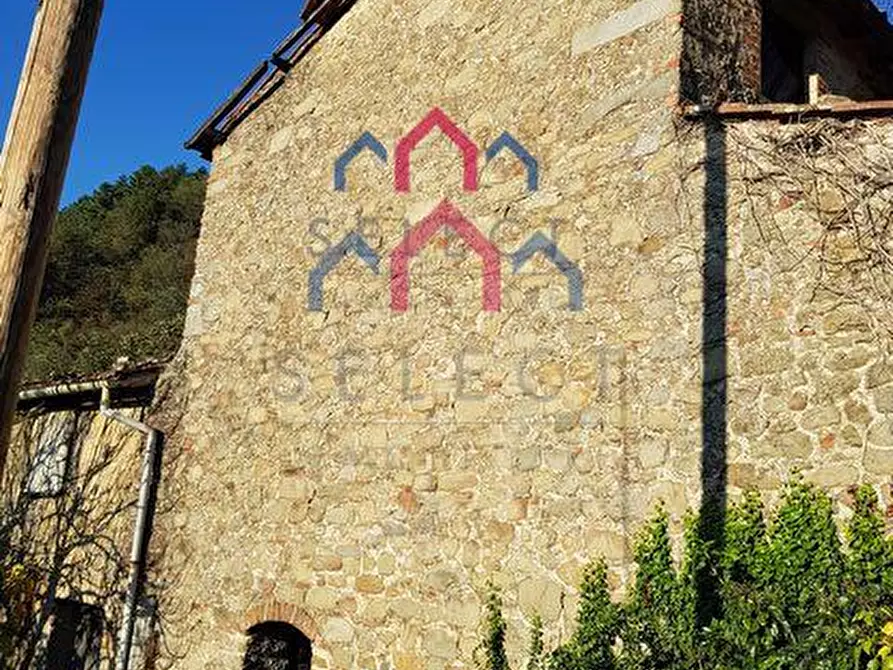Immagine 3 di Rustico / casale in vendita  a Bagni Di Lucca