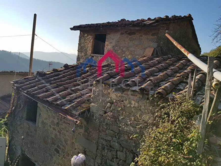 Immagine 8 di Rustico / casale in vendita  a Bagni Di Lucca