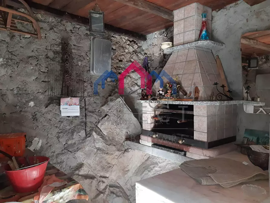 Immagine 30 di Casa semindipendente in vendita  a Pescaglia
