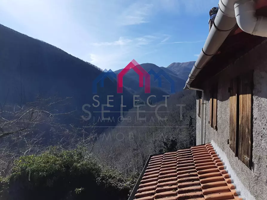 Immagine 1 di Appartamento in vendita  a Pescaglia