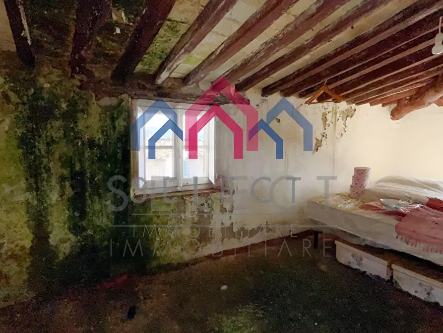 Immagine 21 di Casa semindipendente in vendita  a Borgo A Mozzano
