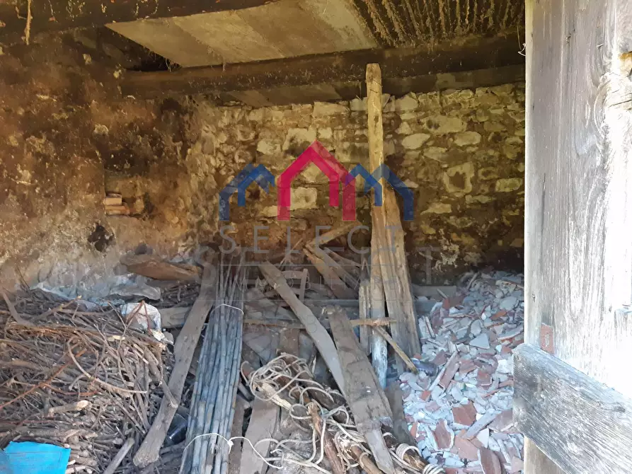 Immagine 32 di Casa semindipendente in vendita  a Borgo A Mozzano