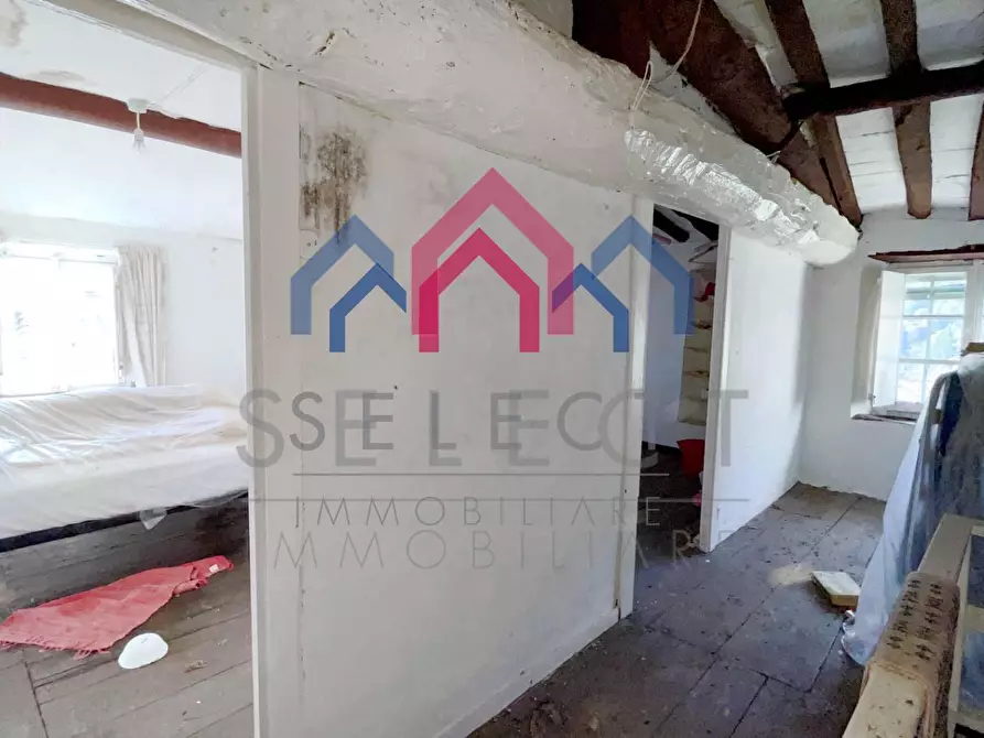 Immagine 19 di Casa semindipendente in vendita  a Borgo A Mozzano