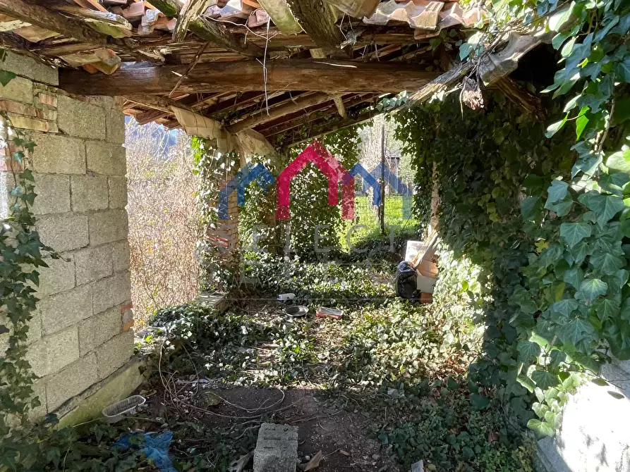 Immagine 18 di Rustico / casale in vendita  a Borgo A Mozzano