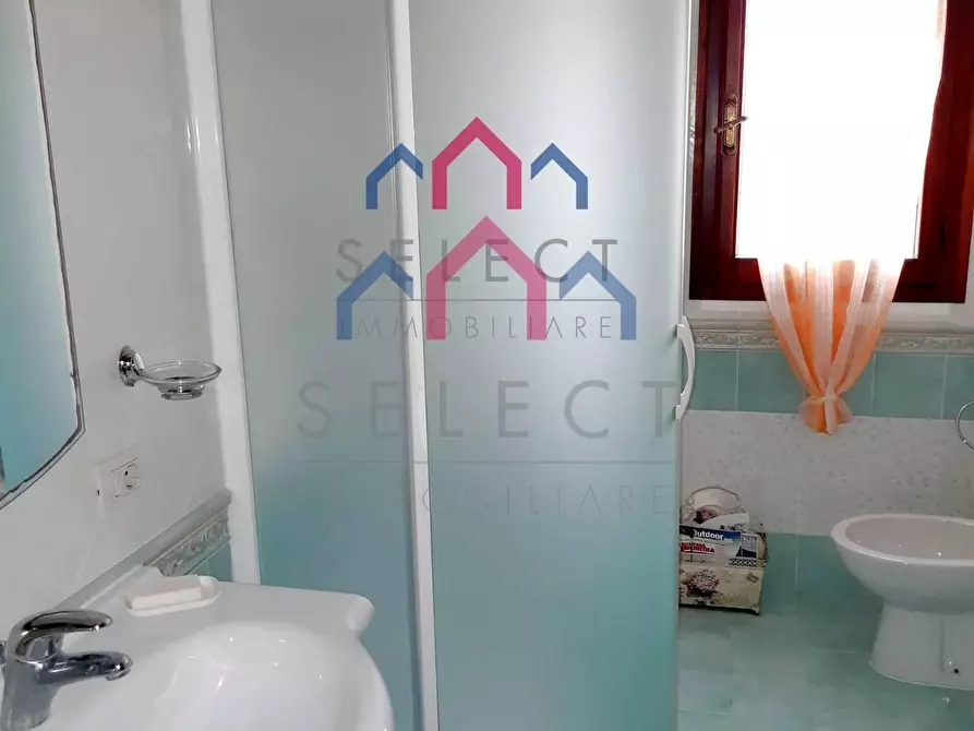 Immagine 28 di Appartamento in vendita  a Castelnuovo Di Garfagnana