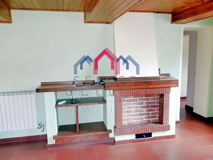 Immagine 20 di Appartamento in vendita  a Castelnuovo Di Garfagnana