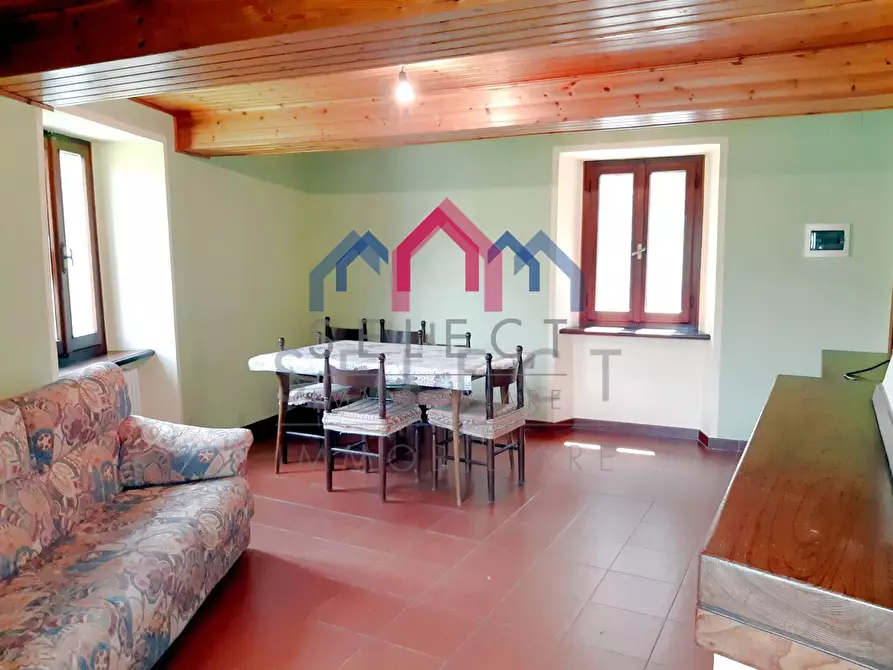 Immagine 9 di Appartamento in vendita  a Castelnuovo Di Garfagnana