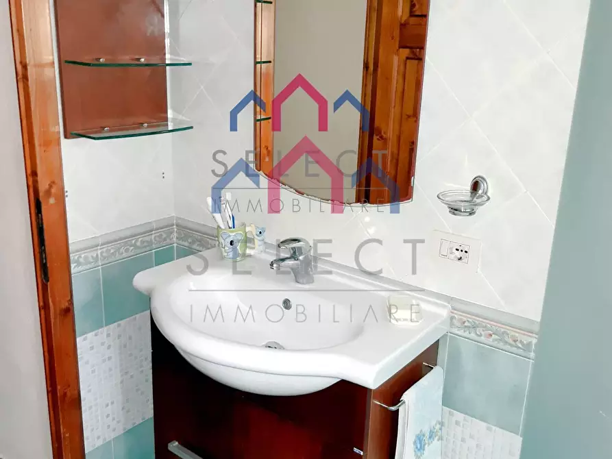 Immagine 26 di Appartamento in vendita  a Castelnuovo Di Garfagnana