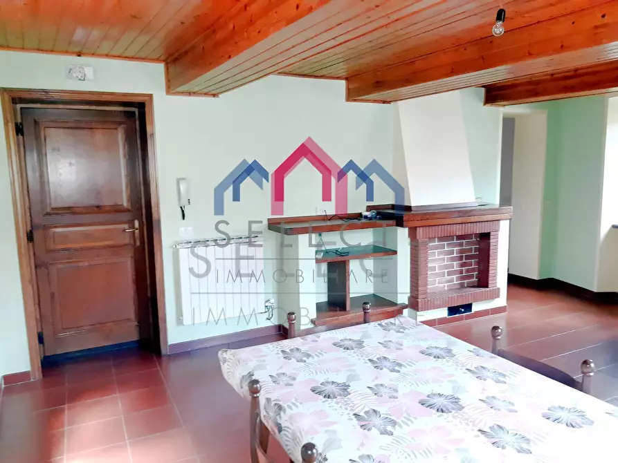 Immagine 12 di Appartamento in vendita  a Castelnuovo Di Garfagnana