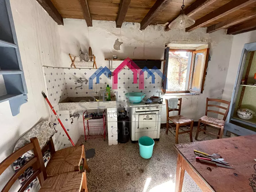 Immagine 5 di Casa semindipendente in vendita  a Bagni Di Lucca
