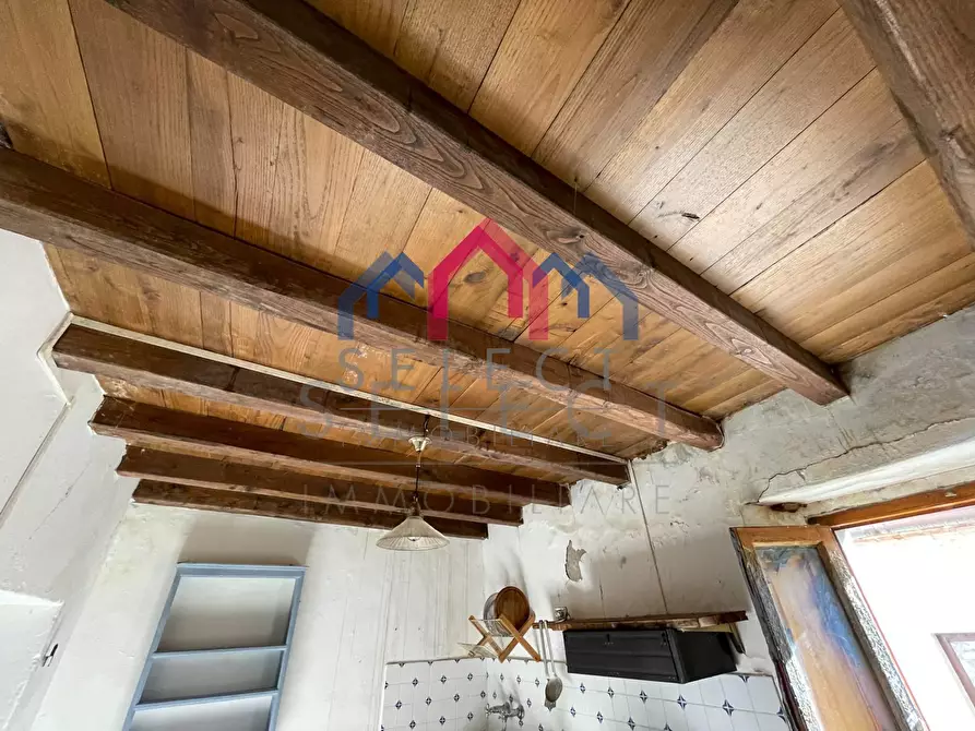 Immagine 8 di Casa semindipendente in vendita  a Bagni Di Lucca