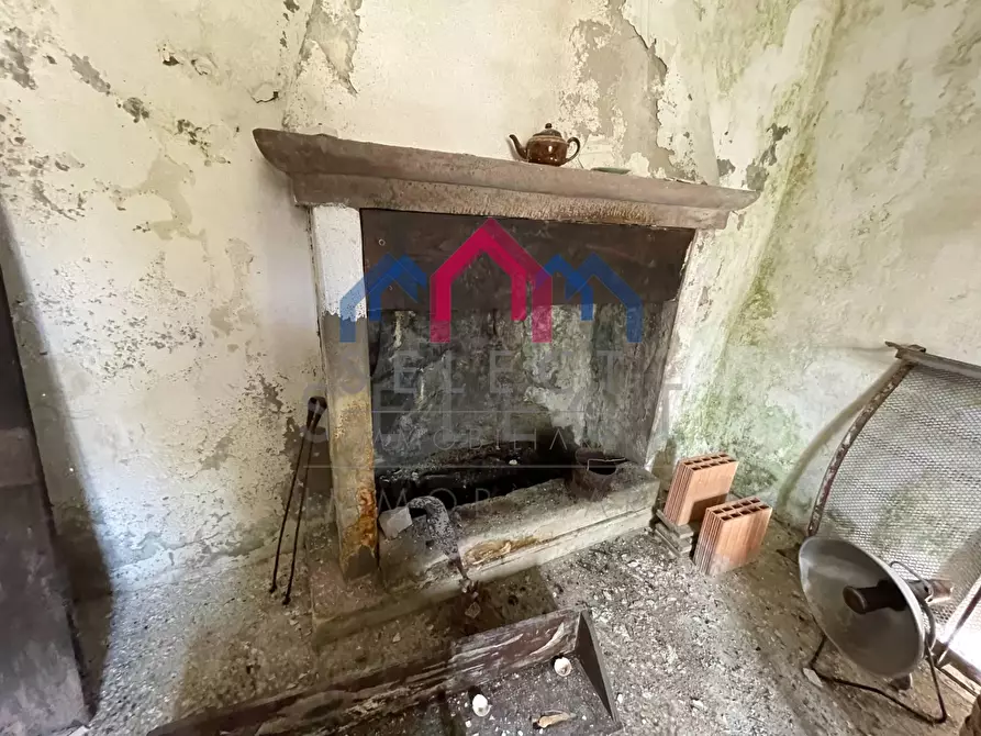 Immagine 12 di Casa semindipendente in vendita  a Bagni Di Lucca