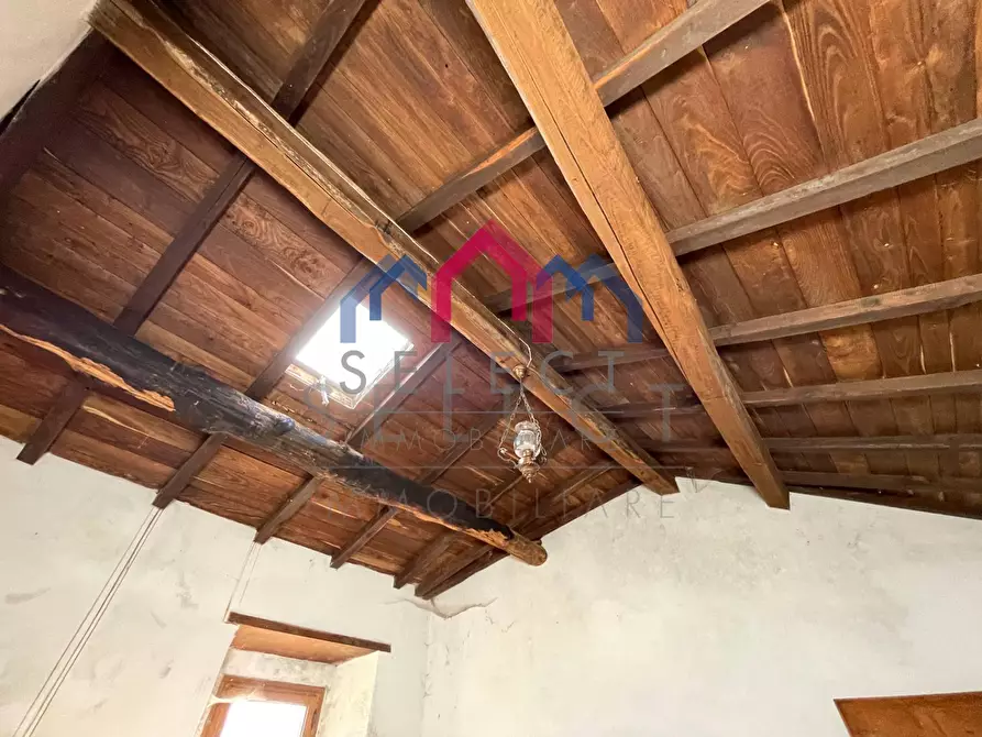 Immagine 20 di Casa semindipendente in vendita  a Bagni Di Lucca
