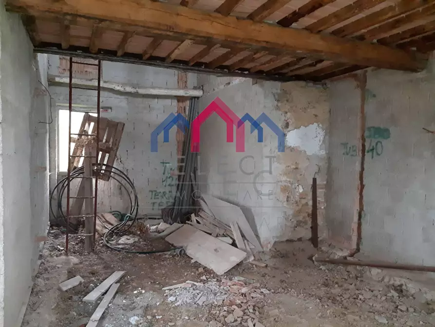 Immagine 11 di Casa semindipendente in vendita  a Capannori