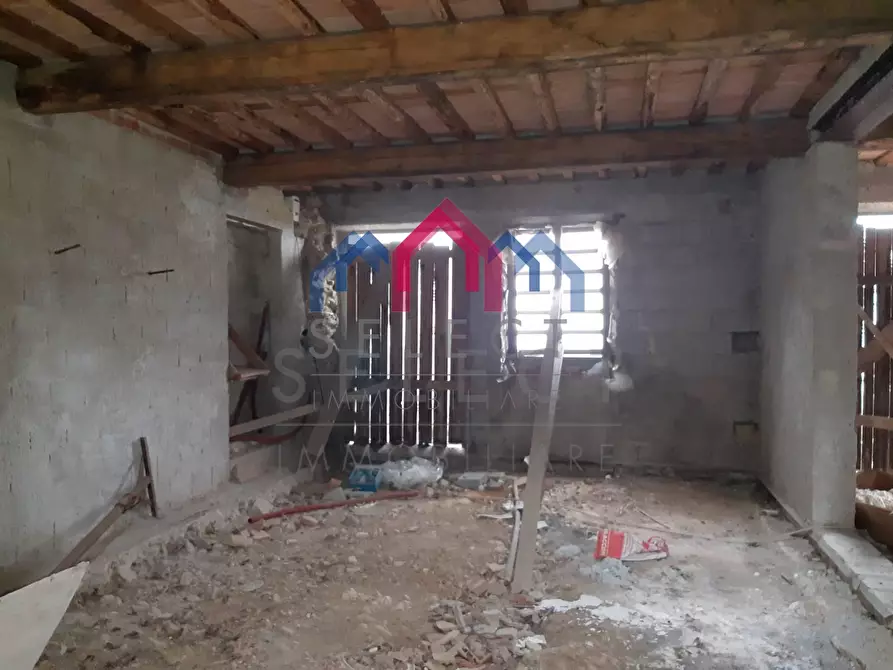 Immagine 13 di Casa semindipendente in vendita  a Capannori