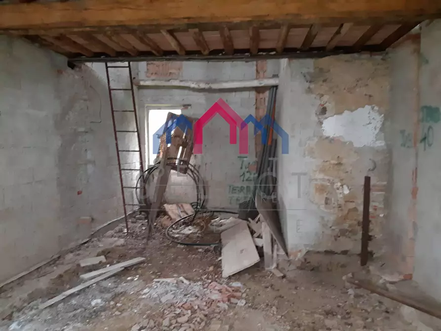 Immagine 9 di Casa semindipendente in vendita  a Capannori