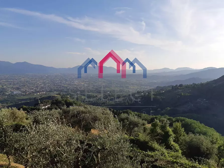 Immagine 1 di Casa semindipendente in vendita  a Capannori
