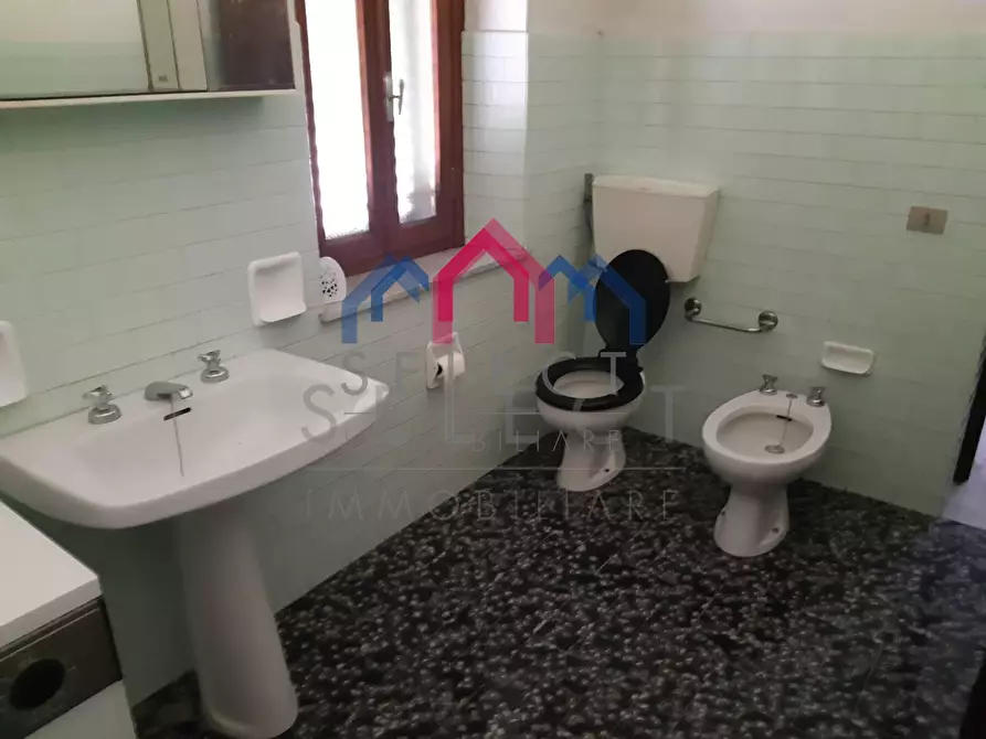 Immagine 48 di Casa semindipendente in vendita  a Borgo A Mozzano