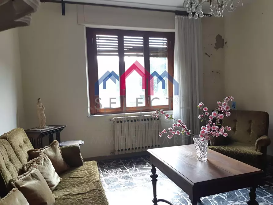 Immagine 28 di Casa semindipendente in vendita  a Borgo A Mozzano