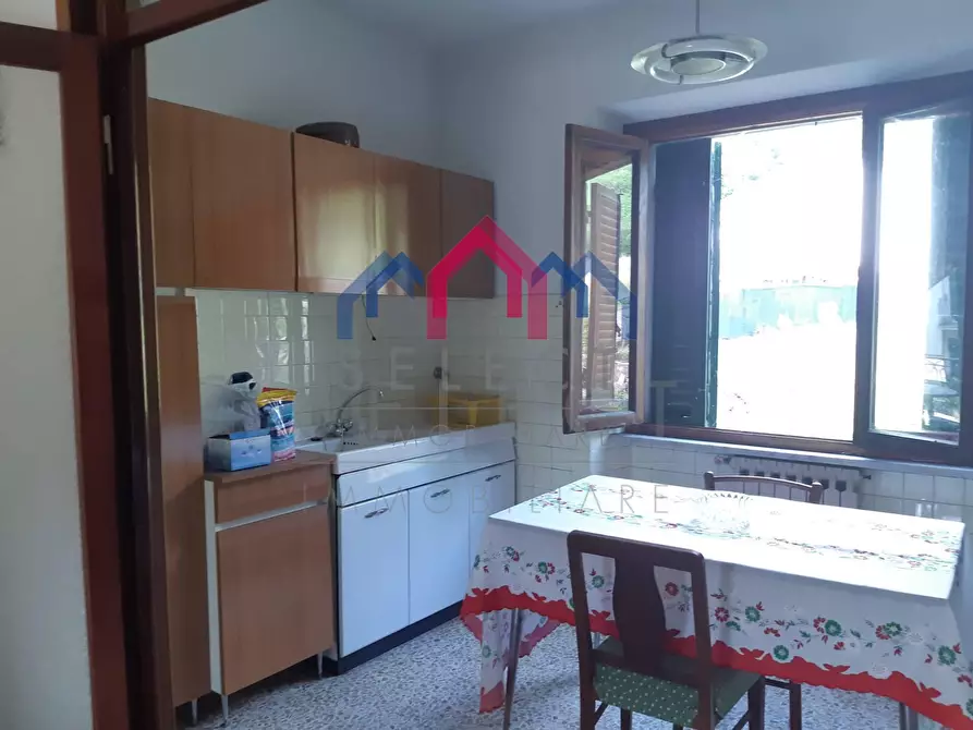 Immagine 19 di Casa semindipendente in vendita  a Borgo A Mozzano