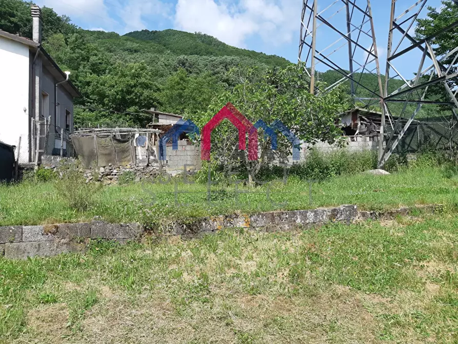 Immagine 53 di Casa semindipendente in vendita  a Borgo A Mozzano